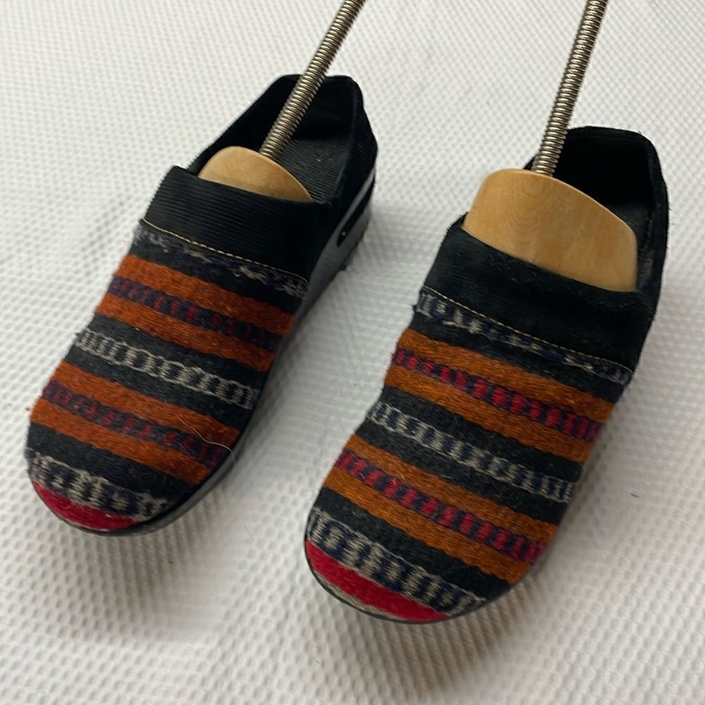 Born Bandy Southwestern Wool Clogs Size 8